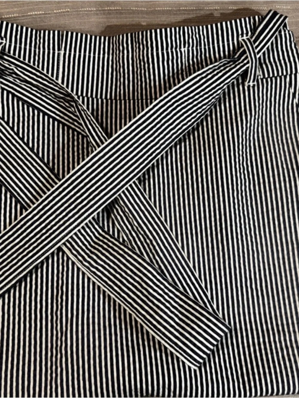 Ann Taylor Black and White Striped Tie-Waist Pencil Skirt - Picture 7 of 11